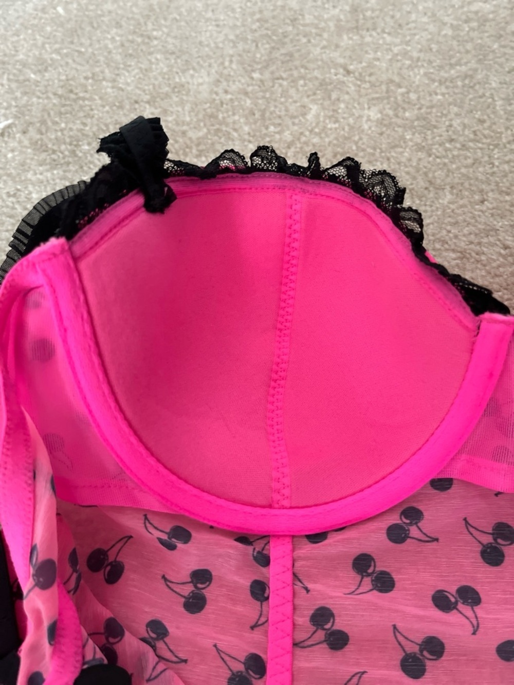 Vintage Y2K/2000s Coquette La Senza Hot Pink Cherry-Print Babydoll Chemise/Slip - Picture 11 of 12
